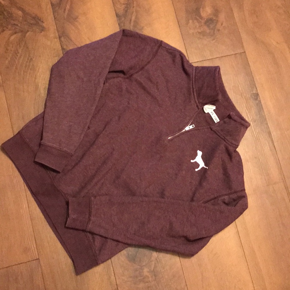 VS sweater